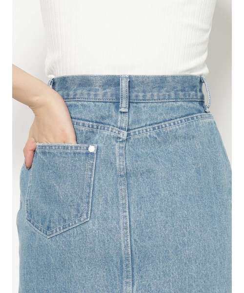 EMODA（エモダ）の「ヘムカットジャストウエストデニムスカート（デニムスカート・レディース・ホワイト/ライトブルー・MEDIUM/SMALL）」の15枚目の写真