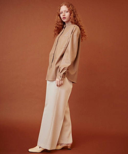 MAISON SPECIAL（メゾンスペシャル）の「フェイクレザーシャツブラウス