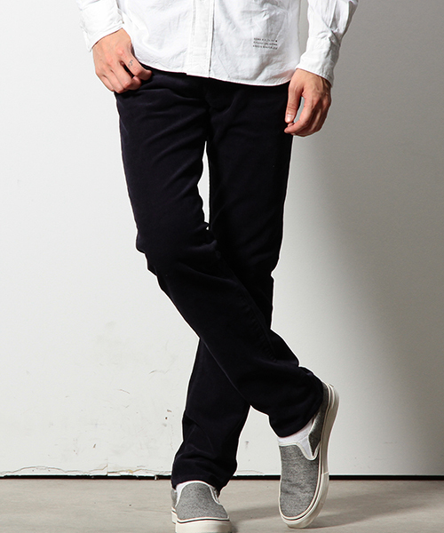 coen（コーエン）の「サンタモニカコーデュロイストレッチスリムパンツ（その他パンツ・メンズ・ブラウン/ライトブルー/ブラック/グレー/ダークブラウン/ベージュ/オリーブ/ネイビー/ロイヤルブルー/オフホワイト・MEDIUM/SMALL/X-LARGE/X-SMALL/LARGE）」の9枚目の写真