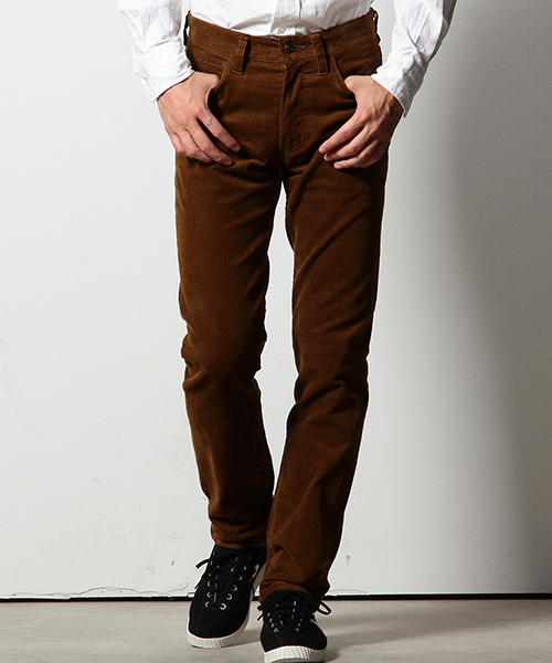 coen（コーエン）の「サンタモニカコーデュロイストレッチスリムパンツ（その他パンツ・メンズ・ブラウン/ライトブルー/ブラック/グレー/ダークブラウン/ベージュ/オリーブ/ネイビー/ロイヤルブルー/オフホワイト・MEDIUM/SMALL/X-LARGE/X-SMALL/LARGE）」の5枚目の写真
