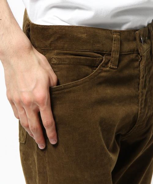 coen（コーエン）の「サンタモニカコーデュロイストレッチスリムパンツ（その他パンツ・メンズ・ブラウン/ライトブルー/ブラック/グレー/ダークブラウン/ベージュ/オリーブ/ネイビー/ロイヤルブルー/オフホワイト・MEDIUM/SMALL/X-LARGE/X-SMALL/LARGE）」の17枚目の写真