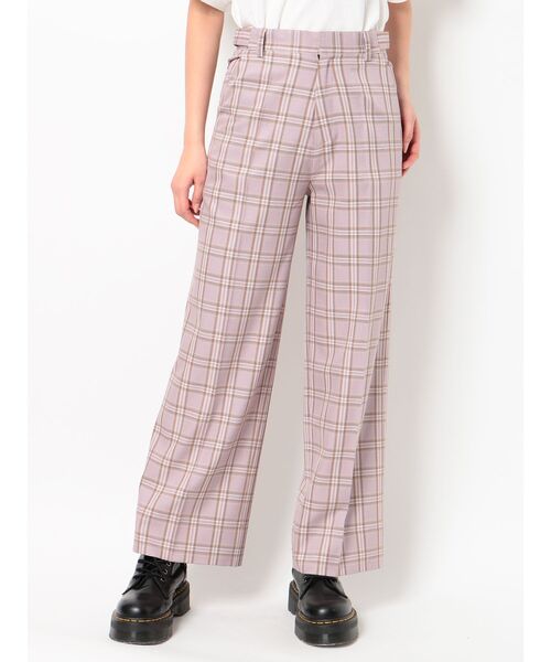 jouetie（ジュエティ）の「センタータックストレートパンツ（その他パンツ・レディース・ブラック/ブルー/グリーン/アイボリー/その他1・MEDIUM/LARGE）」の5枚目の写真