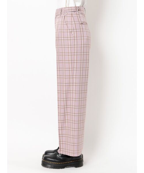 jouetie（ジュエティ）の「センタータックストレートパンツ（その他パンツ・レディース・ブラック/ブルー/グリーン/アイボリー/その他1・MEDIUM/LARGE）」の8枚目の写真