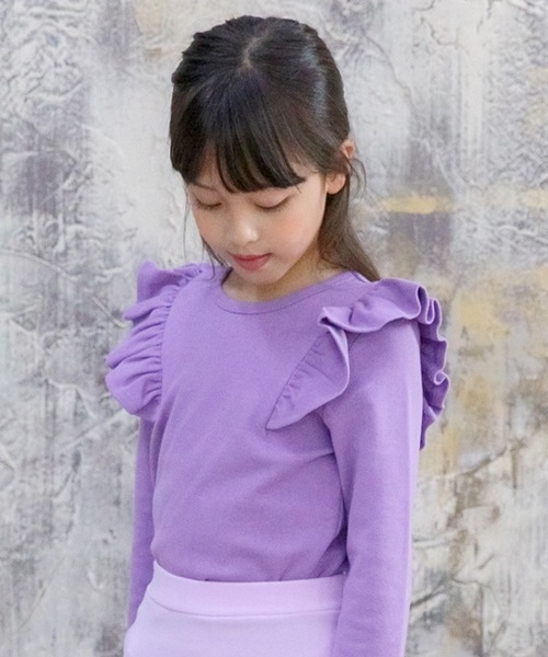 Bee des Bee（ビーデスビー）の「肩フリル長袖トップス（シャツ/ブラウス・キッズ・ブルー/パープル/ライトイエロー/ボルドー/ブラウン系その他/パープル系その他/チョコ/ローズ/ブラウン/グレイッシュベージュ/マジェンタ/ライトブラック/パープル系その他2/イエロー系その他・110cm/100cm/120cm/130cm/140cm/150cm/90cm）」の8枚目の写真