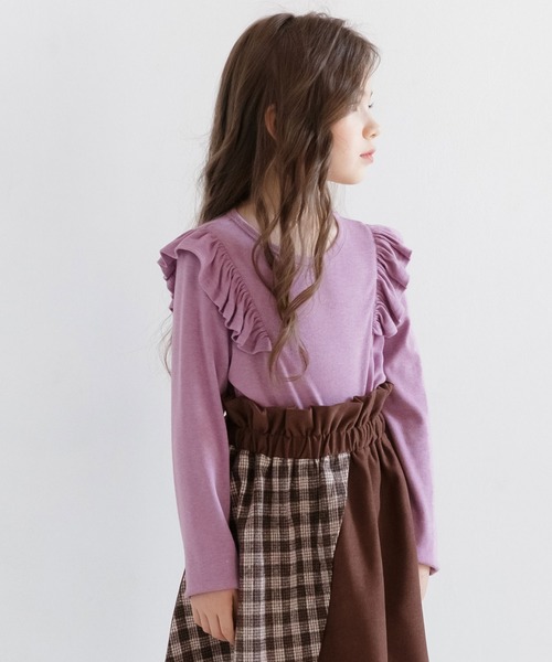 Bee des Bee（ビーデスビー）の「肩フリル長袖トップス（シャツ/ブラウス・キッズ・ブルー/パープル/ライトイエロー/ボルドー/ブラウン系その他/パープル系その他/チョコ/ローズ/ブラウン/グレイッシュベージュ/マジェンタ/ライトブラック/パープル系その他2/イエロー系その他・110cm/100cm/120cm/130cm/140cm/150cm/90cm）」の9枚目の写真
