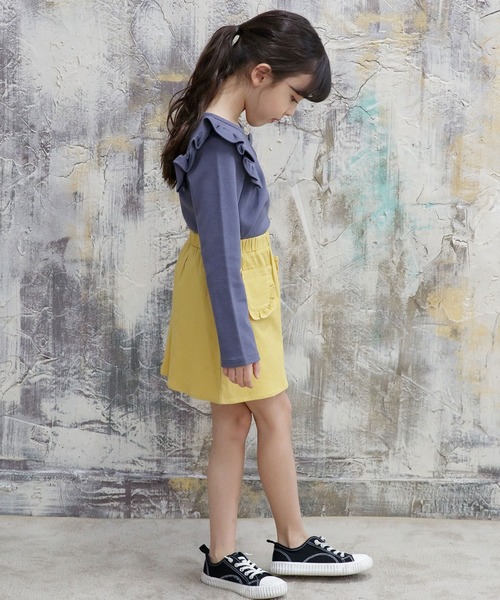 Bee des Bee（ビーデスビー）の「肩フリル長袖トップス（シャツ/ブラウス・キッズ・ブルー/パープル/ライトイエロー/ボルドー/ブラウン系その他/パープル系その他/チョコ/ローズ/ブラウン/グレイッシュベージュ/マジェンタ/ライトブラック/パープル系その他2/イエロー系その他・110cm/100cm/120cm/130cm/140cm/150cm/90cm）」の22枚目の写真