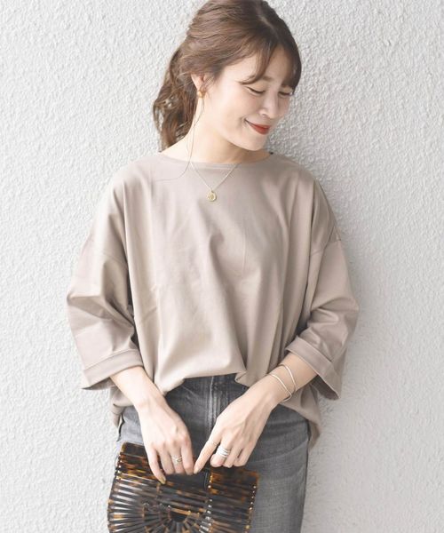 SHIPS Days(シップスデイズ)の「SHIPS Days STANDARD:カフスリーブプルオーバー◇(Tシャツ/カットソー・レディース・ブラック/ベージュ/オリーブ・ONE SIZE)」の2枚目の写真