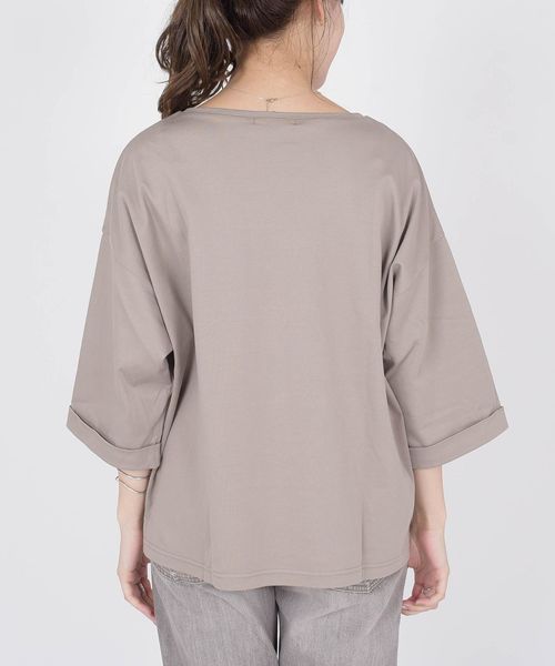SHIPS Days(シップスデイズ)の「SHIPS Days STANDARD:カフスリーブプルオーバー◇(Tシャツ/カットソー・レディース・ブラック/ベージュ/オリーブ・ONE SIZE)」の6枚目の写真
