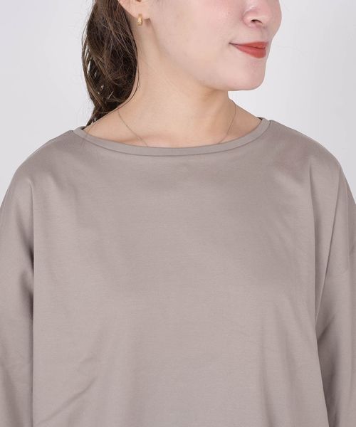 SHIPS Days(シップスデイズ)の「SHIPS Days STANDARD:カフスリーブプルオーバー◇(Tシャツ/カットソー・レディース・ブラック/ベージュ/オリーブ・ONE SIZE)」の7枚目の写真