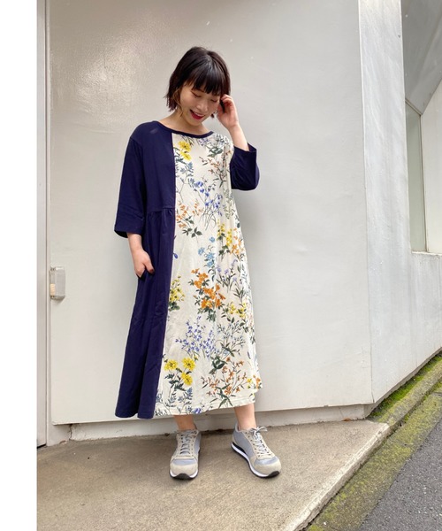 ワンピース ワンピースhakka スーパーハッカ のファッション 野花の小径プリントワンピース ワンピース Super