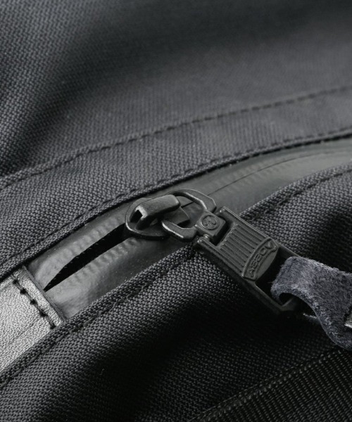 AS2OV（アッソブ）の「【AS2OV/アッソブ】 CORDURA DOBBY 305D ROUND ZIP BACK PACK / バックパック（バックパック/リュック・メンズ・ブラック/カーキ・FREE）」の12枚目の写真