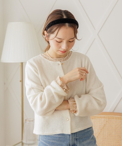 flower（フラワー）の「シャイニーベルベットヘアバンド（カチューシャ・レディース・ブラック/グレー・FREE）」の16枚目の写真