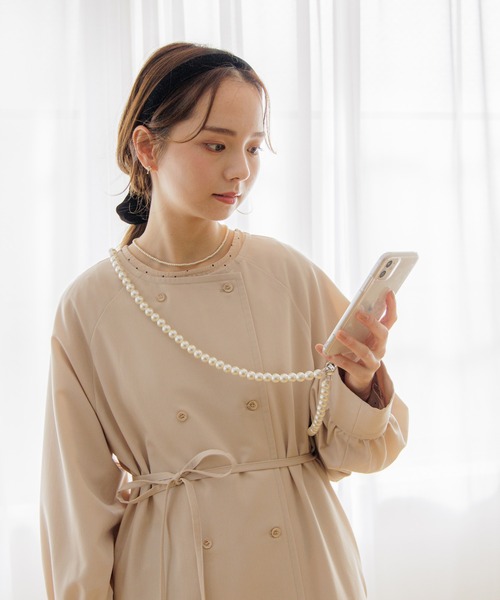 flower（フラワー）の「シャイニーベルベットヘアバンド（カチューシャ・レディース・ブラック/グレー・FREE）」の19枚目の写真