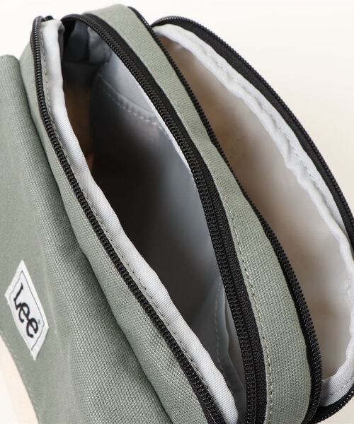 Lee（リー）の「【Lee】キャンバスショルダー（ショルダーバッグ・レディース・ブラック/カーキブラウン/グレー・ONE SIZE/フリー）」の4枚目の写真