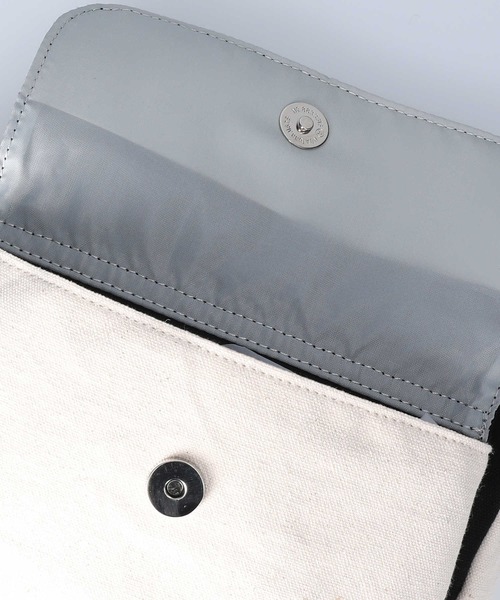 Lee（リー）の「【Lee】キャンバスショルダー（ショルダーバッグ・レディース・ブラック/カーキブラウン/グレー・ONE SIZE/フリー）」の8枚目の写真