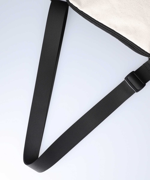 Lee（リー）の「【Lee】キャンバスショルダー（ショルダーバッグ・レディース・ブラック/カーキブラウン/グレー・ONE SIZE/フリー）」の11枚目の写真