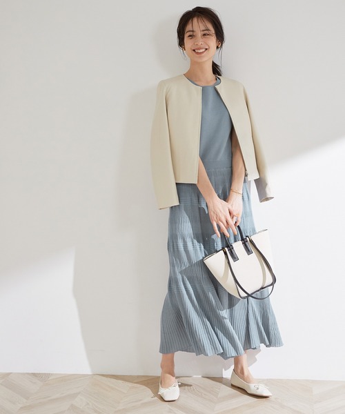 MADEMOISELLE ROPE'（マドモアゼル ロペ）の「【洗える】【WEB限定】ノースリワンピ＆カーディガン2点セット（カーディガン/ボレロ・レディース・サックスブルー/キャメル・38）」の2枚目の写真