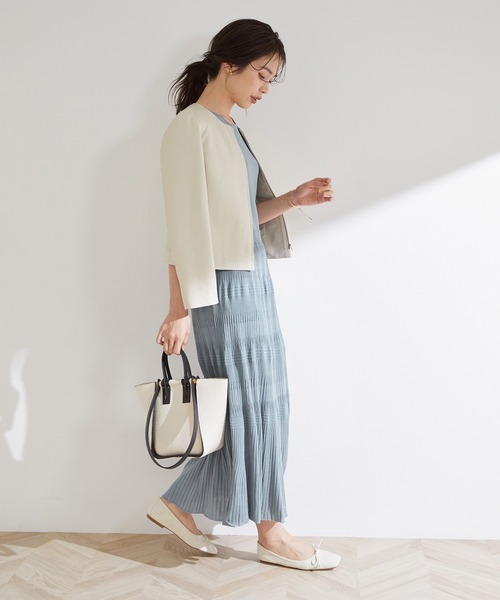 MADEMOISELLE ROPE'（マドモアゼル ロペ）の「【洗える】【WEB限定】ノースリワンピ＆カーディガン2点セット（カーディガン/ボレロ・レディース・サックスブルー/キャメル・38）」の4枚目の写真