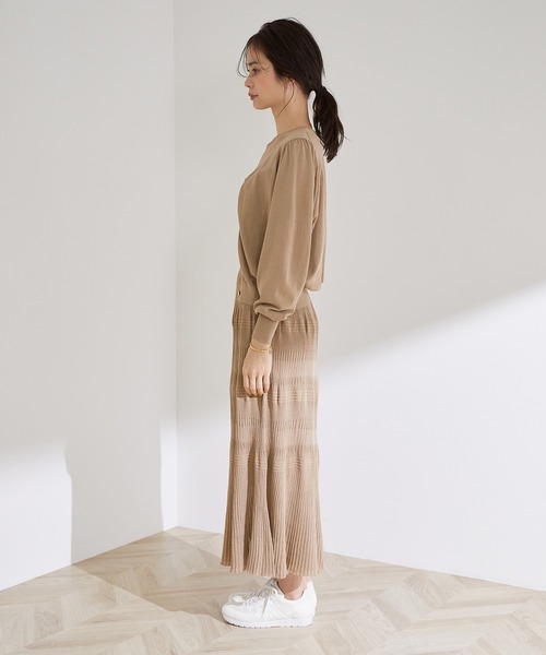 MADEMOISELLE ROPE'（マドモアゼル ロペ）の「【洗える】【WEB限定】ノースリワンピ＆カーディガン2点セット（カーディガン/ボレロ・レディース・サックスブルー/キャメル・38）」の7枚目の写真