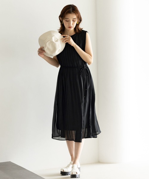 GeeRA(ジーラ)の「プリーツフレアーワンピース(ワンピース・レディース・パープル/カーキ/ブラック/ブルー・LARGE/X-LARGE/MEDIUM)」の21枚目の写真