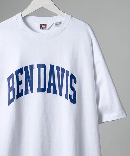 BEN DAVIS(ベンデイビス)の「【BENDAVIS/ベンデイビス】カレッジロゴ半袖 オーバーサイズTシャツ(Tシャツ/カットソー・メンズ・ブラック/ネイビー/ホワイト・M/L)」の1枚目の写真