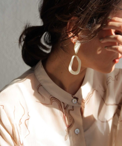 antiqua（アンティカ）の「天然石風フープイヤリング（イヤリング・レディース・ミント/ベージュ・FREE）」の13枚目の写真