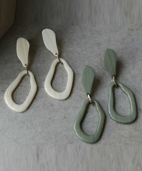 antiqua（アンティカ）の「天然石風フープイヤリング（イヤリング・レディース・ミント/ベージュ・FREE）」の12枚目の写真