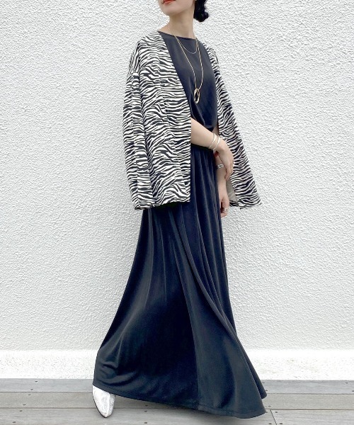 SHENERY（シーナリー）の「バックタックマキシワンピース（ワンピース・レディース・ブラック/グレー系その他・FREE）」の13枚目の写真