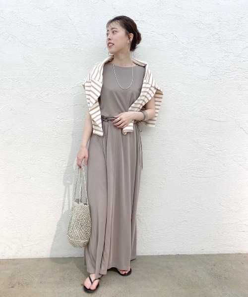 SHENERY（シーナリー）の「バックタックマキシワンピース（ワンピース・レディース・ブラック/グレー系その他・FREE）」の10枚目の写真