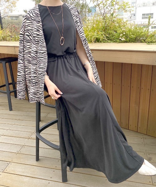 SHENERY(シーナリー)の「バックタックマキシワンピース(ワンピース・レディース・ブラック/グレー系その他・FREE)」の21枚目の写真