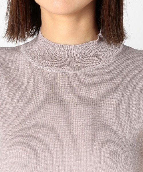 UNRELISH（アンレリッシュ）の「クールタッチノースリーブニット（ニット/セーター・レディース・ブラック/ホワイト/グレイッシュベージュ・MEDIUM）」の6枚目の写真