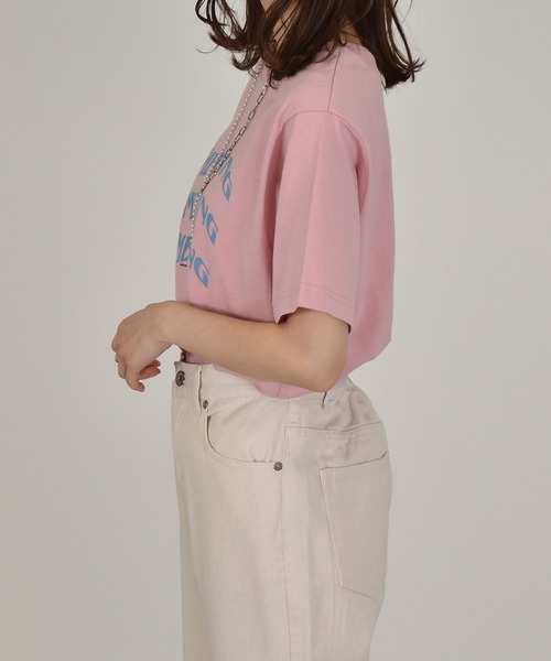 w closet（ダブルクローゼット）の「レトロロゴプリントTee（Tシャツ/カットソー・レディース・アイボリー/ブルー/ピンク系/レッド/パープル/グリーン・FREE）」の15枚目の写真