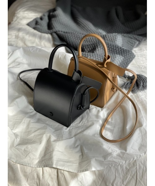 Cookie Chocolate（クッキーチョコレート）の「キューブボックスバッグ《@_____m.weセレクトアイテム》（ショルダーバッグ・レディース・ブラック/ベージュ・FREE）」の10枚目の写真