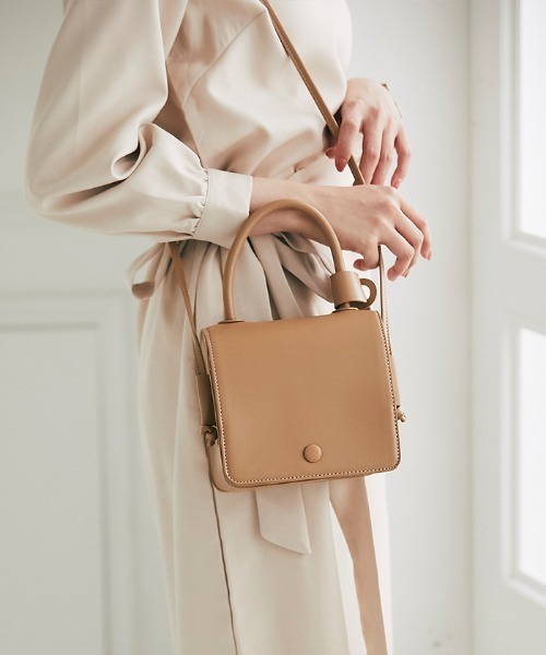 Cookie Chocolate（クッキーチョコレート）の「キューブボックスバッグ《@_____m.weセレクトアイテム》（ショルダーバッグ・レディース・ブラック/ベージュ・FREE）」の15枚目の写真