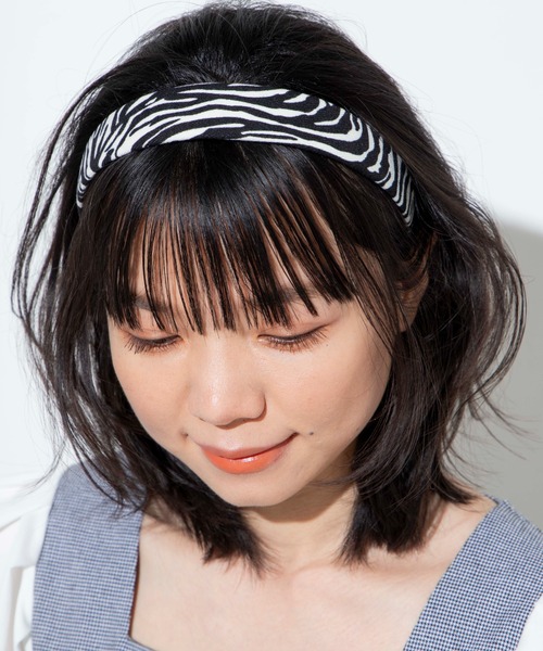 WEGO（ウィゴー）の「WEGO/ゼブラ柄ワイドカチューシャ（カチューシャ・レディース・ブラック/ブラウン/グレー・FREE）」の2枚目の写真