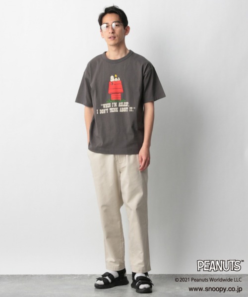 GLOBAL WORK（グローバルワーク）の「PEANUTSグラフィック Ｍen/944206（Tシャツ/カットソー・メンズ・ホワイト/チャコールグレー/グレー/ベビーピンク/グリーン系その他3・X-LARGE/MEDIUM/LARGE）」の17枚目の写真