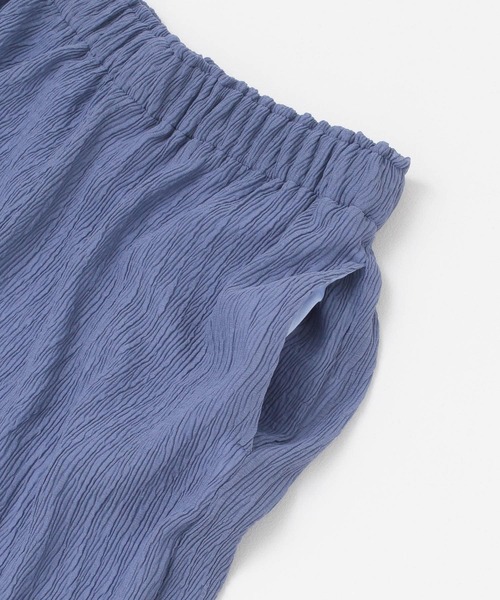 KBF(ケイビーエフ)の「UNEUNEイージーパンツ(その他パンツ・レディース・ブラック/ベージュ/ブルー・ONE)」の16枚目の写真