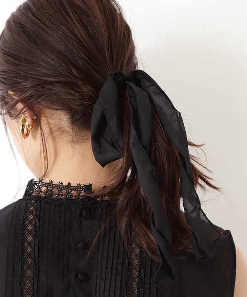 N.（N. Natural Beauty Basic）（エヌエヌナチュラルビューティーベーシック）の「リボンポニー（ヘアゴム・レディース・ホワイト/ブラック/カーキ・ﾌﾘ-）」の2枚目の写真