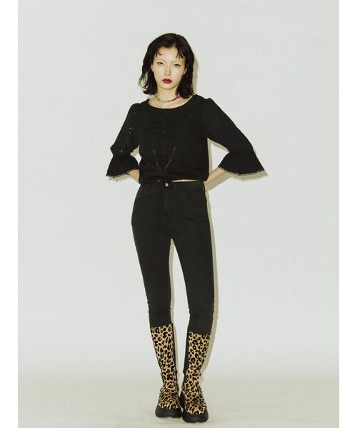 jouetie(ジュエティ)の「アシメレースブラウス(シャツ/ブラウス・レディース・オフホワイト/ブラック/グリーン/パープル・MEDIUM)」の5枚目の写真