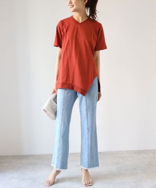 each(イーチ)の「イレギュラーTシャツ(Tシャツ/カットソー・レディース・ホワイト/ブラック/テラコッタ・MEDIUM)」の2枚目の写真