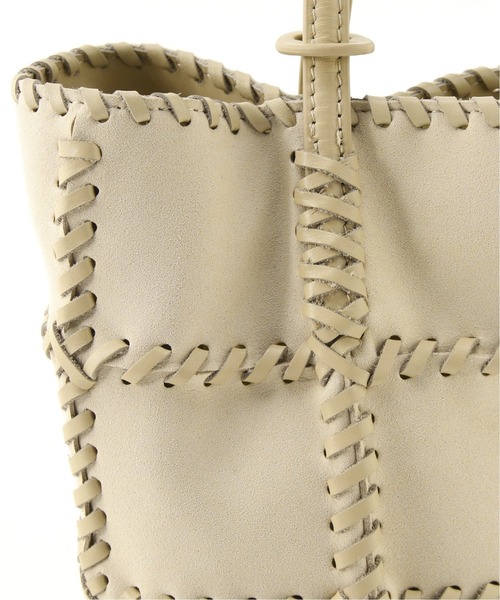 SLOBE IENA（スローブイエナ）の「【JAMIRAY/ジャミレイ】コードパッチフバケットハンドバッグ◆（ハンドバッグ・レディース・ブラック/ナチュラル・FREE）」の11枚目の写真