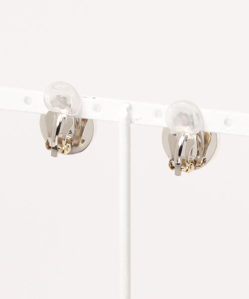 SLOBE IENA（スローブイエナ）の「【NINA&JULES】 ボールイヤリング（イヤリング・レディース・シルバー・FREE）」の3枚目の写真