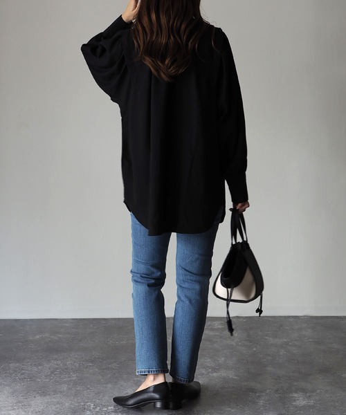 Riberry（リベリー）の「前後2WAYボリューム袖ギャザーブラウス（シャツ/ブラウス・レディース・ブラック/ベージュ/オフホワイト/レンガ・MEDIUM）」の16枚目の写真