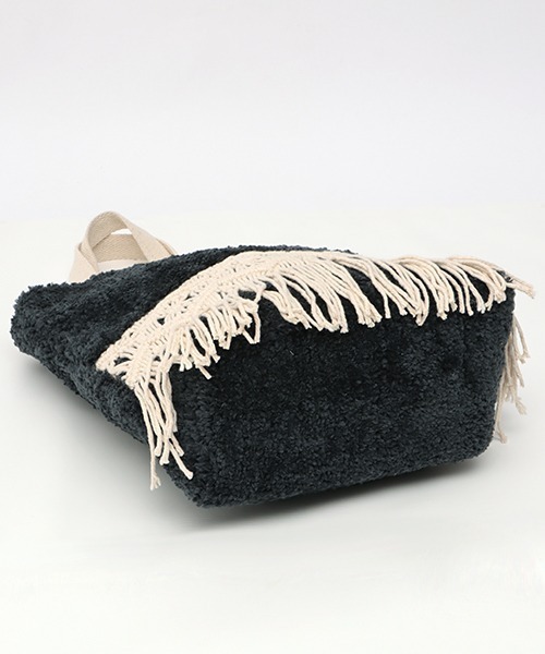 チチカカ(チチカカ)の「ボアマクラメバッグ(トートバッグ・レディース・チャコールグレー/ナチュラル・FREE)」の14枚目の写真