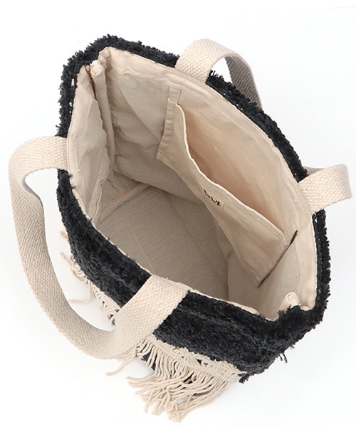 チチカカ(チチカカ)の「ボアマクラメバッグ(トートバッグ・レディース・チャコールグレー/ナチュラル・FREE)」の16枚目の写真