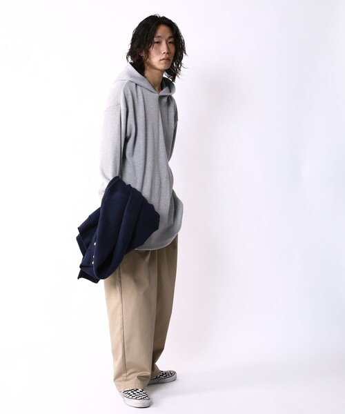 FREAK'S STORE（フリークスストア）の「WEB限定 ビッグシルエット ワッフル プルオーバー パーカー/レイヤード対応/サーマル（パーカー・メンズ・ブラック/ナチュラル/グレー・LARGE/MEDIUM/SMALL）」の15枚目の写真