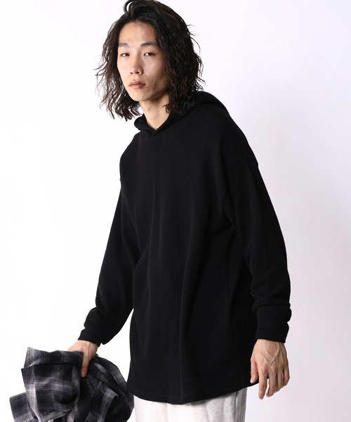 FREAK'S STORE（フリークスストア）の「WEB限定 ビッグシルエット ワッフル プルオーバー パーカー/レイヤード対応/サーマル（パーカー・メンズ・ブラック/ナチュラル/グレー・LARGE/MEDIUM/SMALL）」の9枚目の写真