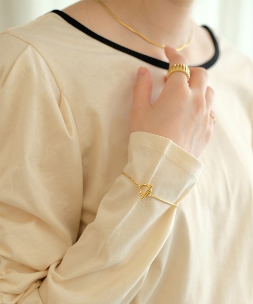 Bab(バブ)の「【WEB限定】スキニーチェーンブレスレット(ブレスレット・レディース・ゴールド/シルバー・ONESIZE)」の4枚目の写真