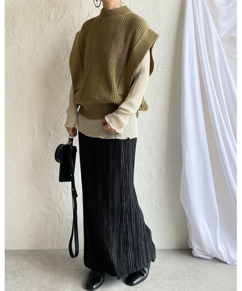 She's Closet（シーズクローゼット）の「メロウフリルランダム長袖プリーツプチハイネックシアートップス（Tシャツ/カットソー・レディース・アイボリー/オリーブ/モカ/ブラック/パープル/ライトグリーン/チャコール・FREE）」の17枚目の写真