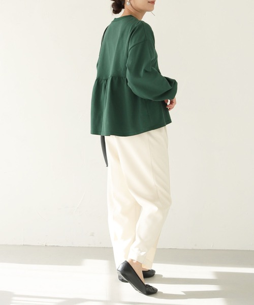 HER CLOSET(ハークローゼット)の「【shemoshelly】ミニ裏毛ペプラムプルオーバー(Tシャツ/カットソー・レディース・グリーン/ブラック/アイボリー/チャコールグレー/アッシュブラウン・M)」の20枚目の写真